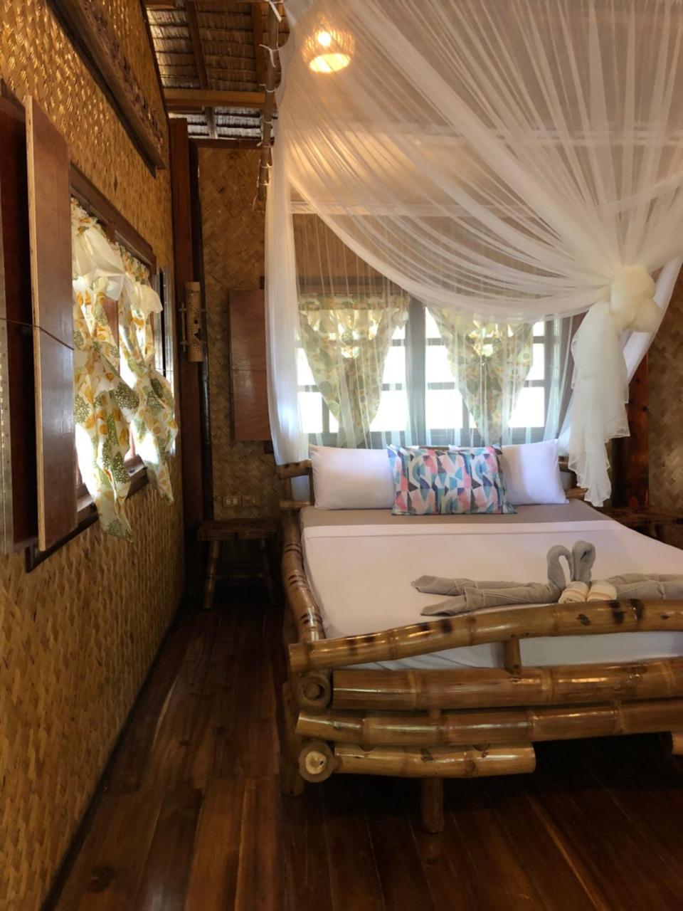 Sunny Island Resort (Adults Only) Эль-Нидо Экстерьер фото